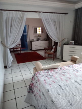 Imagem Casa com 3 Quartos à Venda, 300 m² em Caminho Das árvores - Salvador Imagem Casa com 3 Quartos à Venda, 300 m² em Caminho Das árvores - Salvador