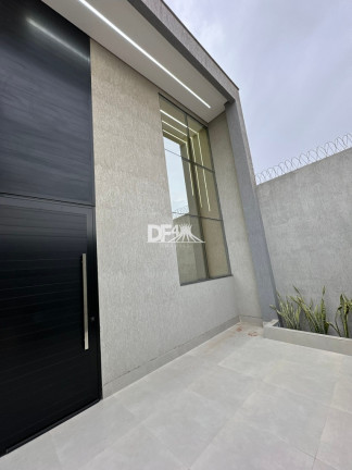 Imagem Casa com 4 Quartos à Venda, 300 m² em Taguatinga Centro (taguatinga) - Brasília Imagem Casa com 4 Quartos à Venda, 300 m² em Taguatinga Centro (taguatinga) - Brasília