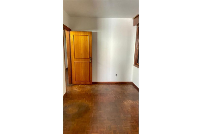 Imagem Casa com 5 Quartos à Venda,  em Higienópolis - Porto Alegre
