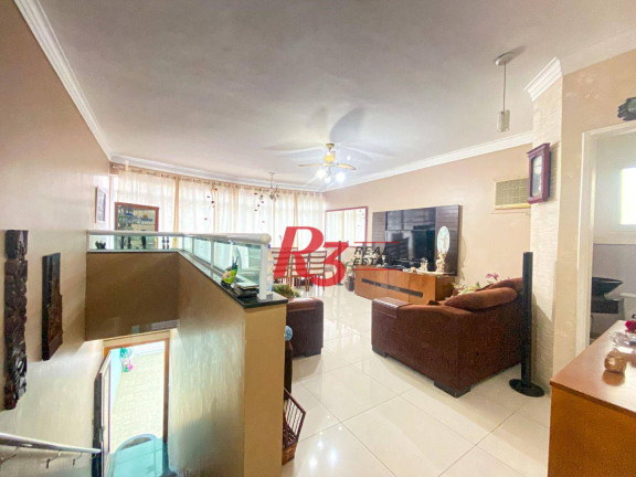 Imagem Casa com 3 Quartos à Venda, 131 m² em Marapé - Santos Imagem Casa com 3 Quartos à Venda, 131 m² em Marapé - Santos