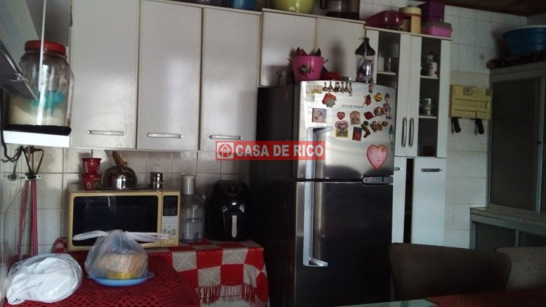 Imagem Casa com 3 Quartos à Venda, 187 m² em Aquilles Sthengel - Londrina Imagem Casa com 3 Quartos à Venda, 187 m² em Aquilles Sthengel - Londrina