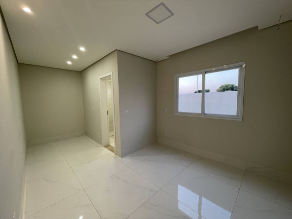 Imagem Casa de Condomínio com 3 Quartos à Venda, 250 m² em Cuiabá Imagem Casa de Condomínio com 3 Quartos à Venda, 250 m² em Cuiabá