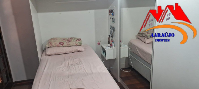 Imagem Casa com 3 Quartos à Venda, 234 m² em Cipava - Osasco Imagem Casa com 3 Quartos à Venda, 234 m² em Cipava - Osasco