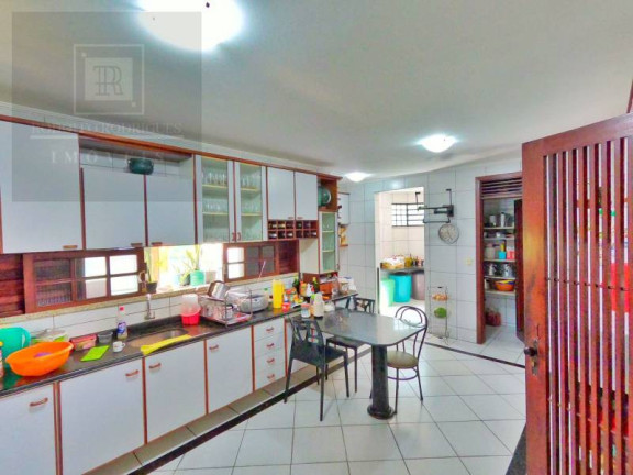 Imagem Casa com 6 Quartos à Venda, 600 m² em Papicu - Fortaleza Imagem Casa com 6 Quartos à Venda, 600 m² em Papicu - Fortaleza