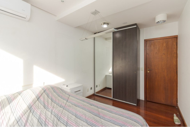 Imagem Casa de Condomínio com 4 Quartos à Venda, 238 m² em Bela Vista - Porto Alegre
