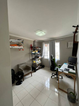 Imagem Casa com 3 Quartos à Venda, 117 m² em Glória - Macaé Imagem Casa com 3 Quartos à Venda, 117 m² em Glória - Macaé