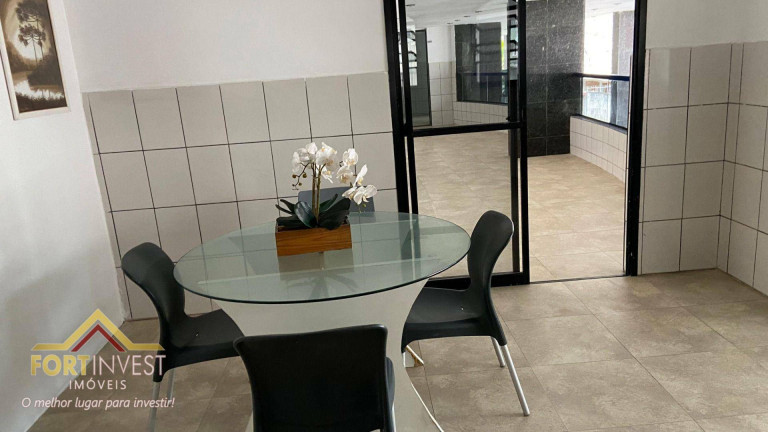 Imagem Imóvel com 3 Quartos à Venda, 90 m² em Ocian - Praia Grande Imagem Imóvel com 3 Quartos à Venda, 90 m² em Ocian - Praia Grande