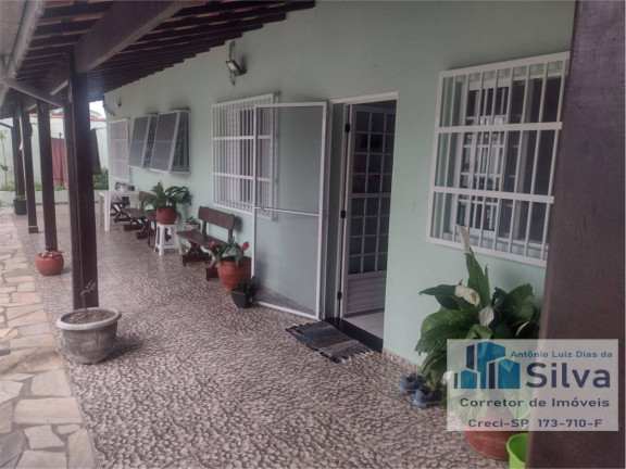Imagem Casa com 5 Quartos à Venda, 600 m² Imagem Casa com 5 Quartos à Venda, 600 m²
