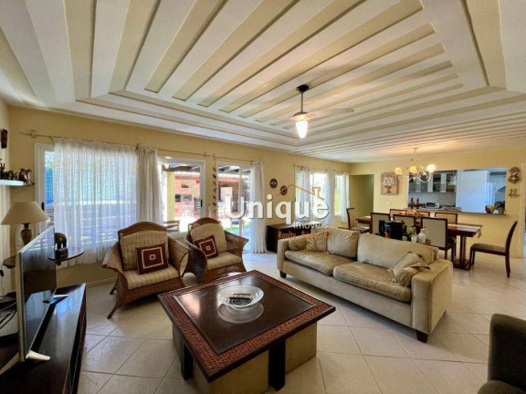 Imagem Casa com 4 Quartos à Venda, 250 m² em Ferradura - Armação Dos Búzios Imagem Casa com 4 Quartos à Venda, 250 m² em Ferradura - Armação Dos Búzios