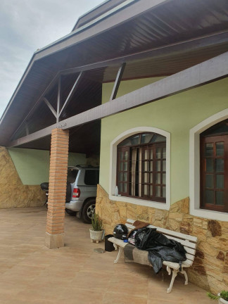 Imagem Casa com 4 Quartos à Venda, 310 m² em Taubaté Imagem Casa com 4 Quartos à Venda, 310 m² em Taubaté