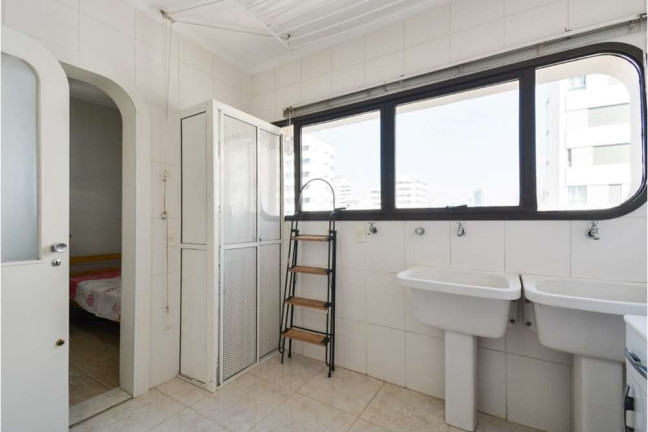 Imagem Apartamento com 3 Quartos à Venda, 195 m² em Aclimação - São Paulo