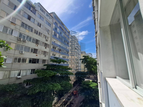 Imagem Apartamento com 2 Quartos à Venda, 64 m² em Copacabana - Rio De Janeiro