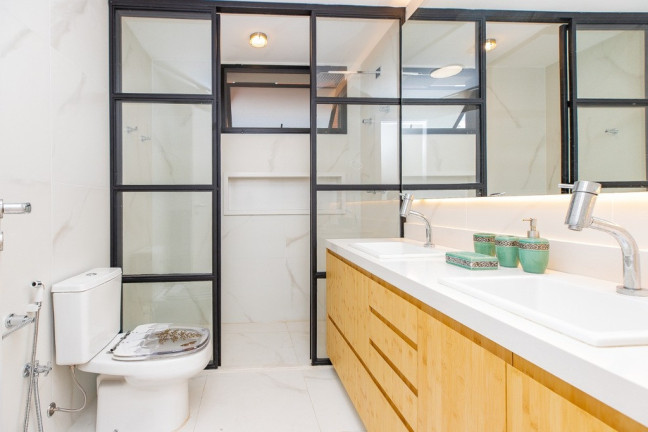Imagem Imóvel com 2 Quartos à Venda, 138 m² em Moema - São Paulo Imagem Imóvel com 2 Quartos à Venda, 138 m² em Moema - São Paulo