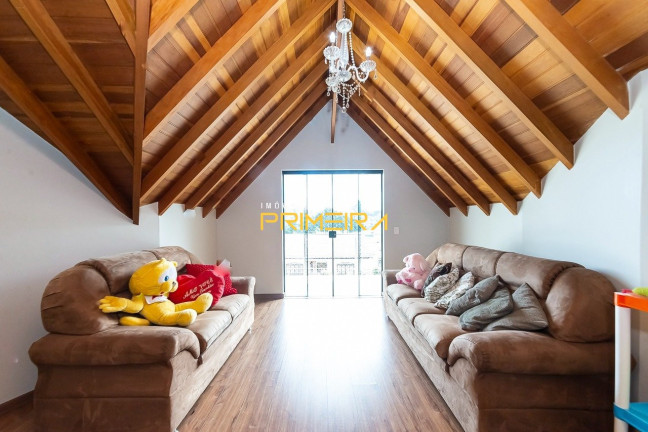 Imagem Casa com 6 Quartos à Venda, 950 m² em Santa Maria - Colombo