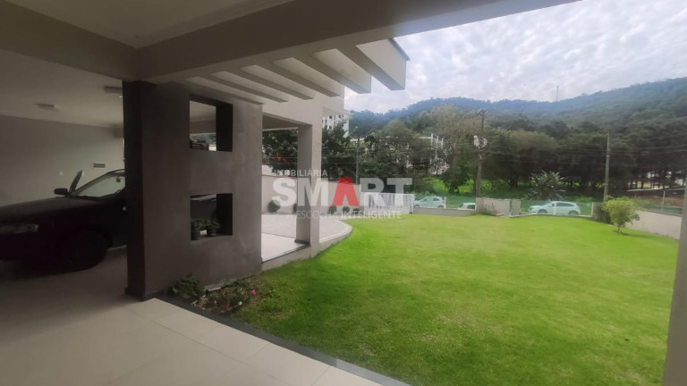Imagem Casa com 3 Quartos à Venda, 289 m² em Centro - Guaramirim Imagem Casa com 3 Quartos à Venda, 289 m² em Centro - Guaramirim