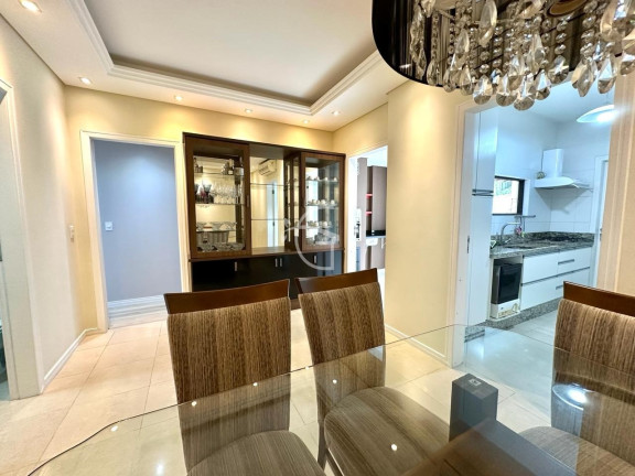 Imagem Apartamento com 3 Quartos à Venda, 120 m² em Atiradores - Joinville
