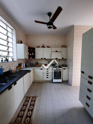 Imagem Casa com 4 Quartos à Venda, 280 m² em Pompéia - Santos