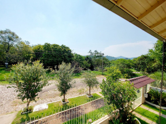 Imagem Casa com 3 Quartos à Venda, 205 m²