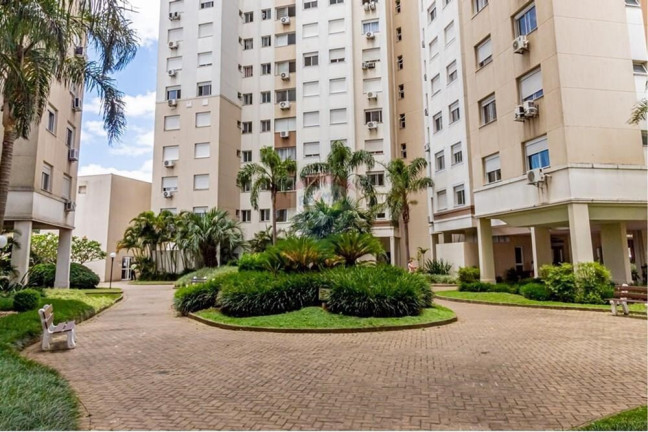 Imagem Imóvel com 3 Quartos à Venda, em Vila Ipiranga - Porto Alegre Imagem Imóvel com 3 Quartos à Venda, em Vila Ipiranga - Porto Alegre