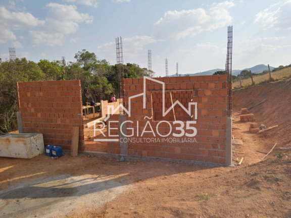 Imagem Casa com 4 Quartos à Venda, 1.000 m² em Laranjeiras De Caldas - Caldas Imagem Casa com 4 Quartos à Venda, 1.000 m² em Laranjeiras De Caldas - Caldas