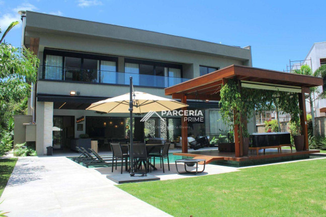 Imagem Casa com 6 Quartos à Venda, 855 m² em Riviera Módulo 12 - Bertioga Imagem Casa com 6 Quartos à Venda, 855 m² em Riviera Módulo 12 - Bertioga
