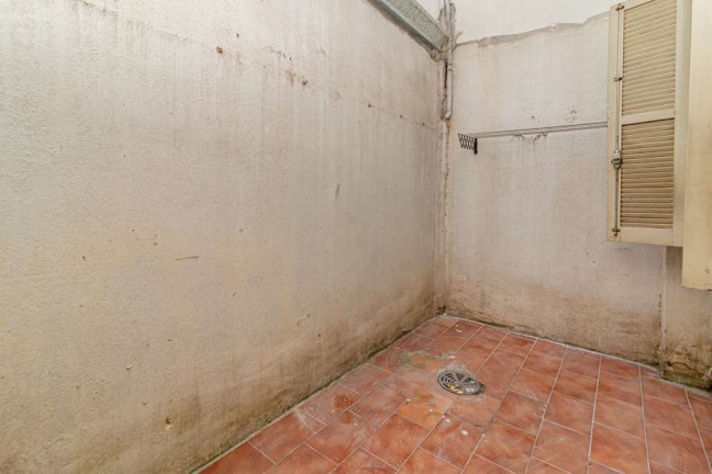 Imagem Imóvel com 2 Quartos à Venda, em Santana - Porto Alegre Imagem Imóvel com 2 Quartos à Venda, em Santana - Porto Alegre