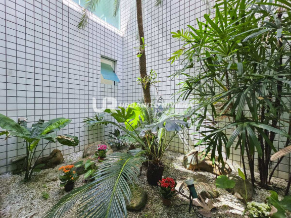Imagem Casa com 5 Quartos à Venda, 292 m² em Riviera | Módulo 05 - Bertioga Imagem Casa com 5 Quartos à Venda, 292 m² em Riviera | Módulo 05 - Bertioga