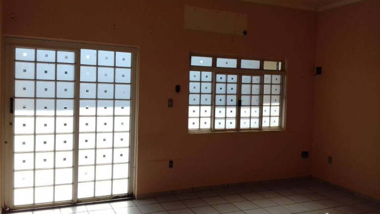 Imagem Apartamento com 5 Quartos à Venda, 250 m² em Cuiabá Imagem Apartamento com 5 Quartos à Venda, 250 m² em Cuiabá
