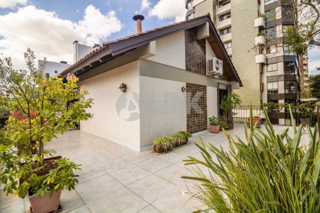 Imagem Imóvel com 3 Quartos à Venda, 225 m² em Auxiliadora - Porto Alegre Imagem Imóvel com 3 Quartos à Venda, 225 m² em Auxiliadora - Porto Alegre