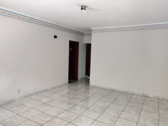 Imagem Imóvel com 4 Quartos à Venda, 176 m² em Parque São Quirino - Campinas Imagem Imóvel com 4 Quartos à Venda, 176 m² em Parque São Quirino - Campinas