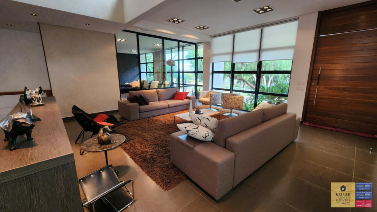 Imagem Casa com 6 Quartos à Venda, 760 m² em Maracanã - Foz Do Iguaçu Imagem Casa com 6 Quartos à Venda, 760 m² em Maracanã - Foz Do Iguaçu
