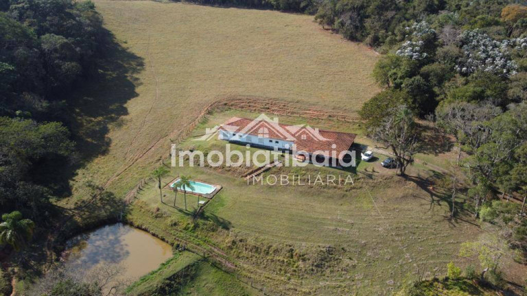 Imagem Chácara com 7 Quartos à Venda, 202 m² em Cachoeira - Atibaia Imagem Chácara com 7 Quartos à Venda, 202 m² em Cachoeira - Atibaia