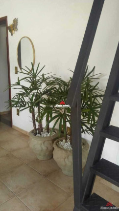 Imagem Casa com 3 Quartos à Venda, 211 m² em Traviú - Jundiaí Imagem Casa com 3 Quartos à Venda, 211 m² em Traviú - Jundiaí