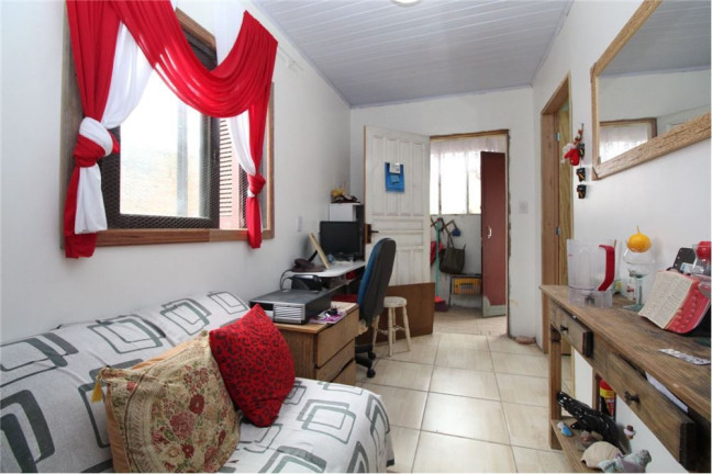 Imagem Casa com 2 Quartos à Venda, em Mário Quintana - Porto Alegre Imagem Casa com 2 Quartos à Venda, em Mário Quintana - Porto Alegre