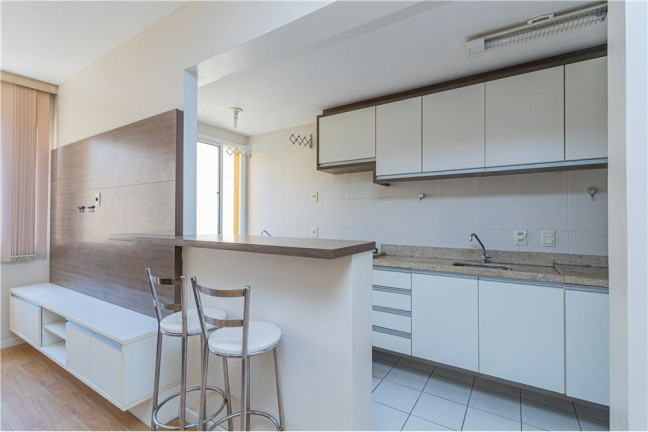 Imagem Apartamento com 3 Quartos à Venda, 66 m² em Partenon - Porto Alegre Imagem Apartamento com 3 Quartos à Venda, 66 m² em Partenon - Porto Alegre