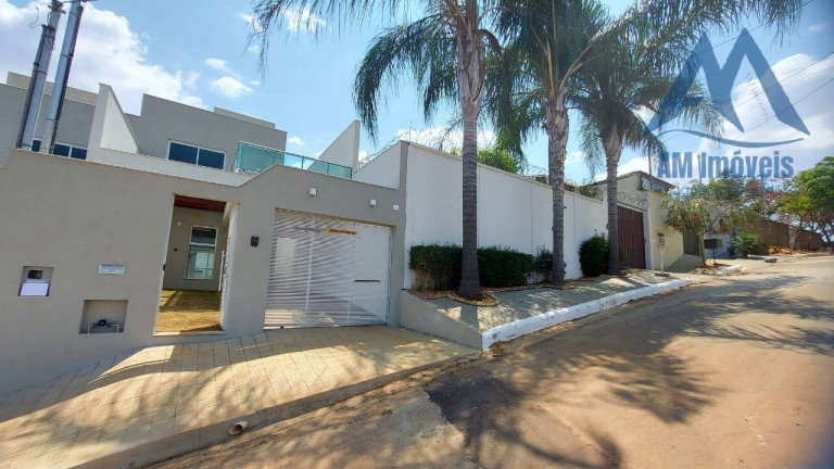 Imagem Casa com 3 Quartos à Venda, 195 m² em Lundcea - Lagoa Santa Imagem Casa com 3 Quartos à Venda, 195 m² em Lundcea - Lagoa Santa