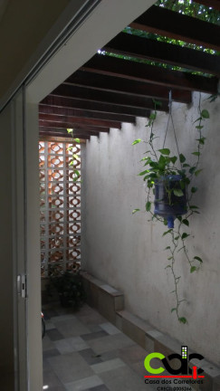 Imagem Casa com 2 Quartos à Venda, 180 m² em Jardim São Jorge - São João Da Boa Vista Imagem Casa com 2 Quartos à Venda, 180 m² em Jardim São Jorge - São João Da Boa Vista