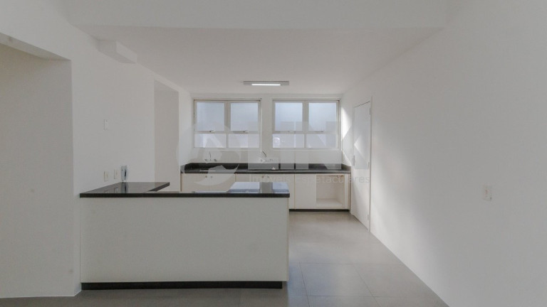 Imagem Apartamento com 3 Quartos à Venda, 381 m² em Moinhos De Vento - Porto Alegre Imagem Apartamento com 3 Quartos à Venda, 381 m² em Moinhos De Vento - Porto Alegre