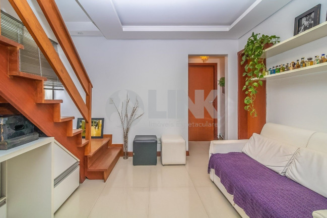 Imagem Imóvel com 2 Quartos à Venda, 84 m² em Auxiliadora - Porto Alegre Imagem Imóvel com 2 Quartos à Venda, 84 m² em Auxiliadora - Porto Alegre