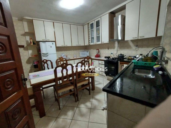Imagem Sobrado com 2 Quartos à Venda, 198 m² em Jardim Silvana - Santo André