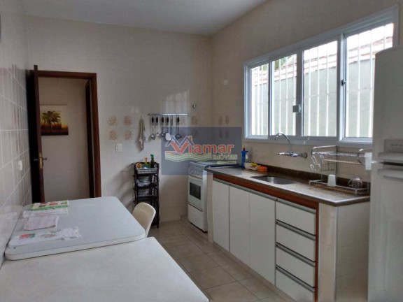 Imagem Casa com 3 Quartos à Venda, 180 m² em Jardim Virgínia - Guarujá Imagem Casa com 3 Quartos à Venda, 180 m² em Jardim Virgínia - Guarujá