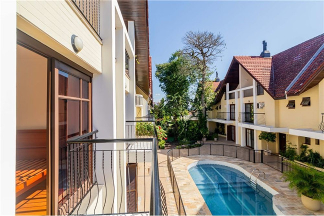 Imagem Casa com 4 Quartos à Venda, 180 m² em Tristeza - Porto Alegre