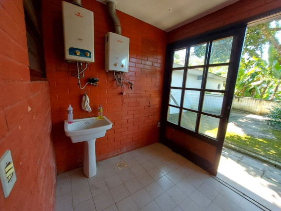 Imagem Casa com 3 Quartos à Venda, 166 m² em Carlos Guinle - Teresópolis