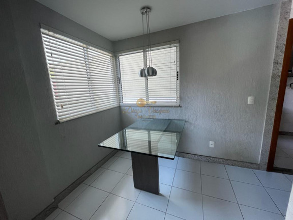 Imagem Apartamento com 3 Quartos à Venda, 181 m² em Várzea - Teresópolis
