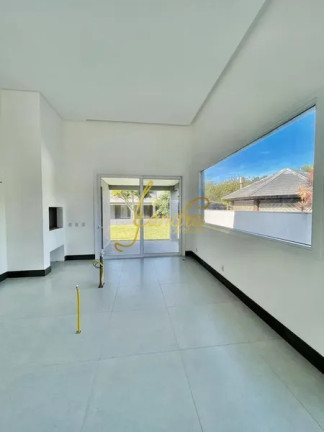 Imagem Casa de Condomínio com 4 Quartos à Venda, 220 m² em Zona Nova - Capão Da Canoa Imagem Casa de Condomínio com 4 Quartos à Venda, 220 m² em Zona Nova - Capão Da Canoa