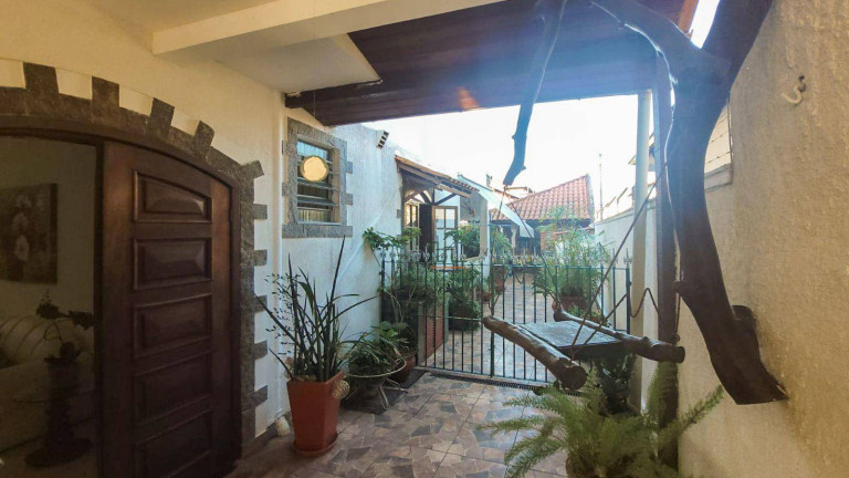 Imagem Casa com 4 Quartos à Venda, 321 m² em Itaipu - Niterói Imagem Casa com 4 Quartos à Venda, 321 m² em Itaipu - Niterói