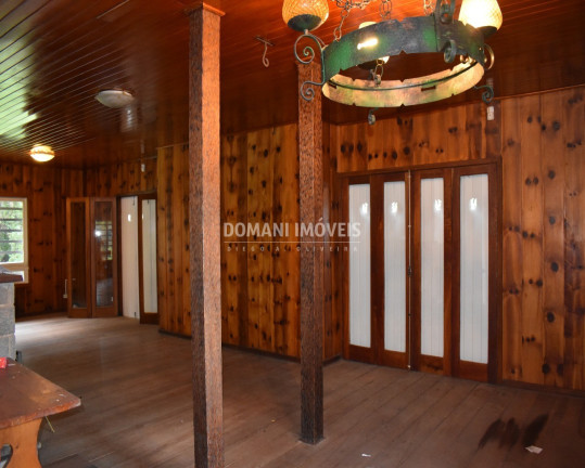 Imagem Casa com 4 Quartos à Venda, 720 m² em Região Da Vila Inglesa - Campos Do Jordão Imagem Casa com 4 Quartos à Venda, 720 m² em Região Da Vila Inglesa - Campos Do Jordão