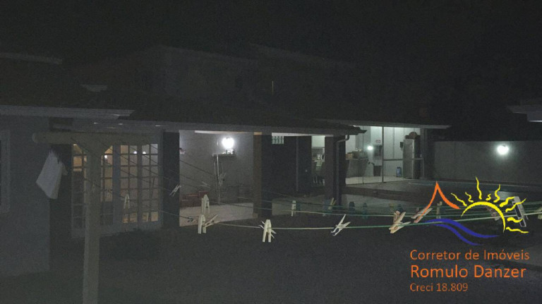 Imagem Casa com 3 Quartos à Venda, 300 m² em Ingleses Do Rio Vermelho - Florianópolis