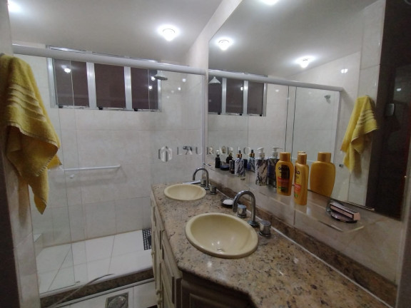 Imagem Apartamento com 3 Quartos à Venda, 210 m² em Copacabana - Rio De Janeiro Imagem Apartamento com 3 Quartos à Venda, 210 m² em Copacabana - Rio De Janeiro