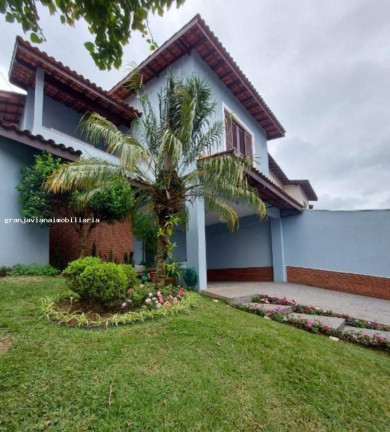 Casa à Venda,  em Vila Velha - Carapicuíba